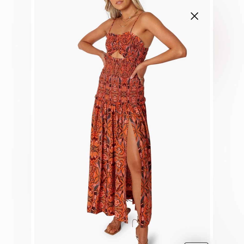 iibrunettes Smocked Maxi Dress